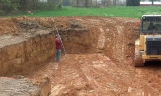 Выкопать котлован под фундамент в Урае - от 2577 руб. | 2Землекопа-Урй